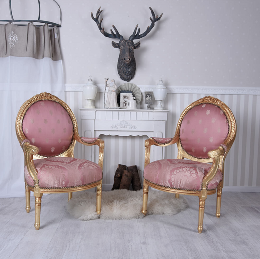 Pinklush Simplicity Victorian Chair Set