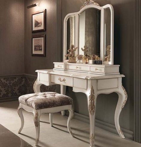Gregorian Elegant Vanity